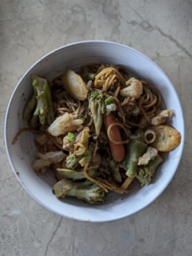 High Protein Chickpea Pasta with Veggies